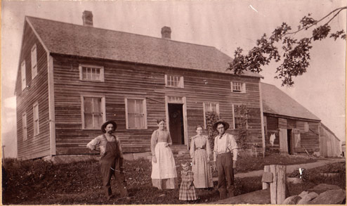 The Hatch Place, an old farm house on Hedgehog Hill Road North. The house still stands today.